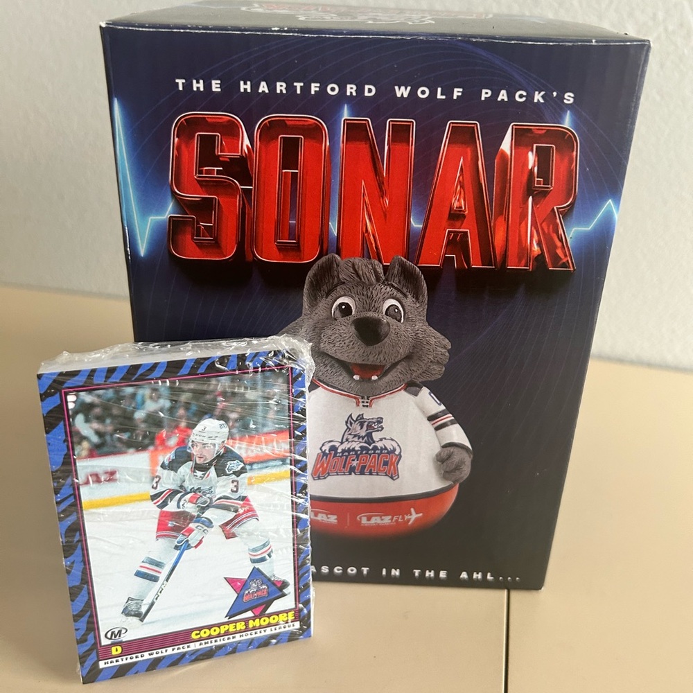 Hartford Wolf Pack Sonar Wobbler 2026 & 90’s Night Trading Card Pack Bundle